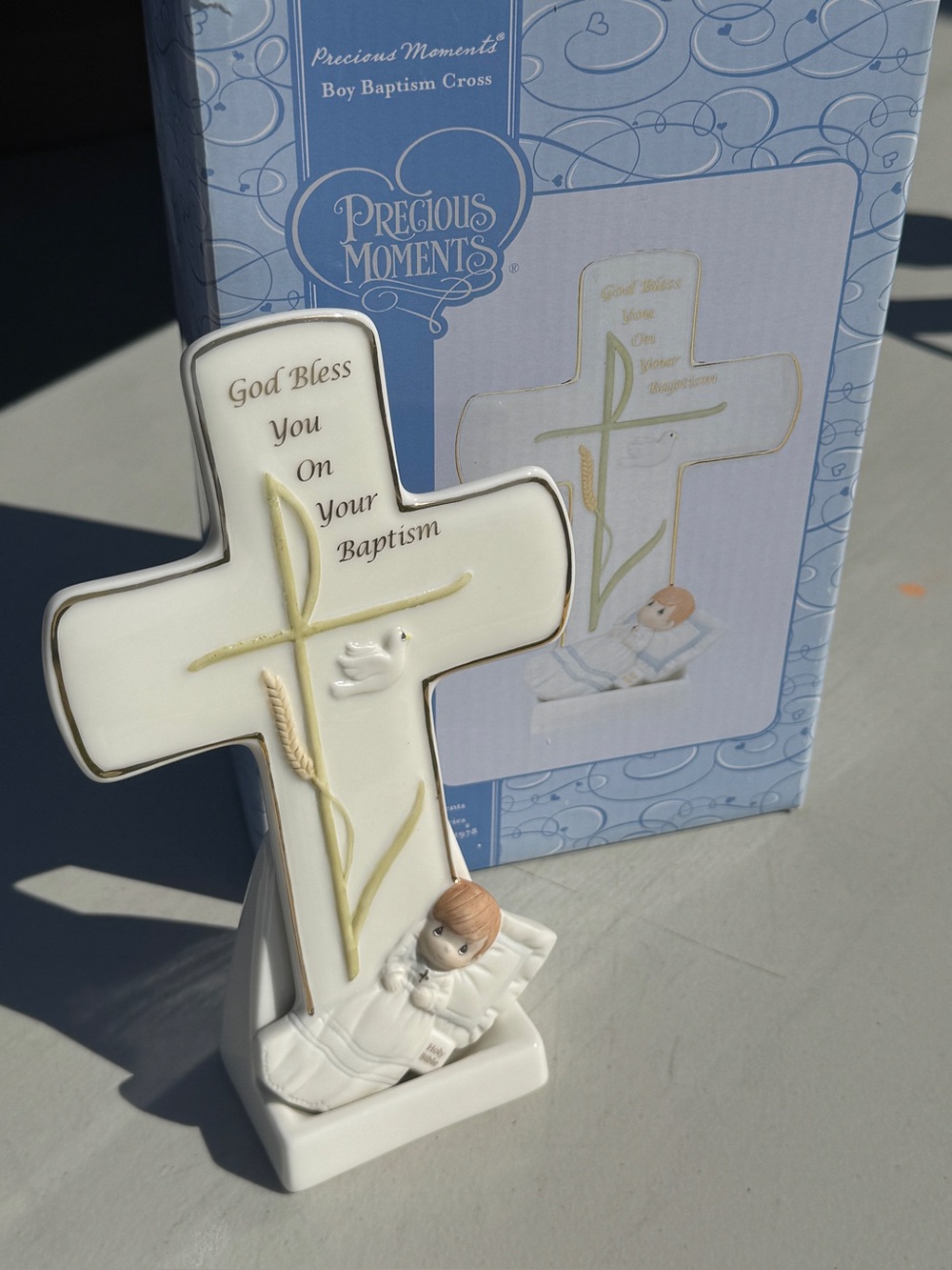 Precious Moments (Boy) Cross. Baptism . NEW